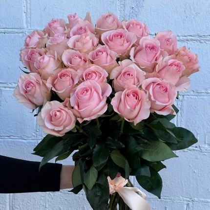 Букет из нежных розовых роз - купить с доставкой в по Коряжме
